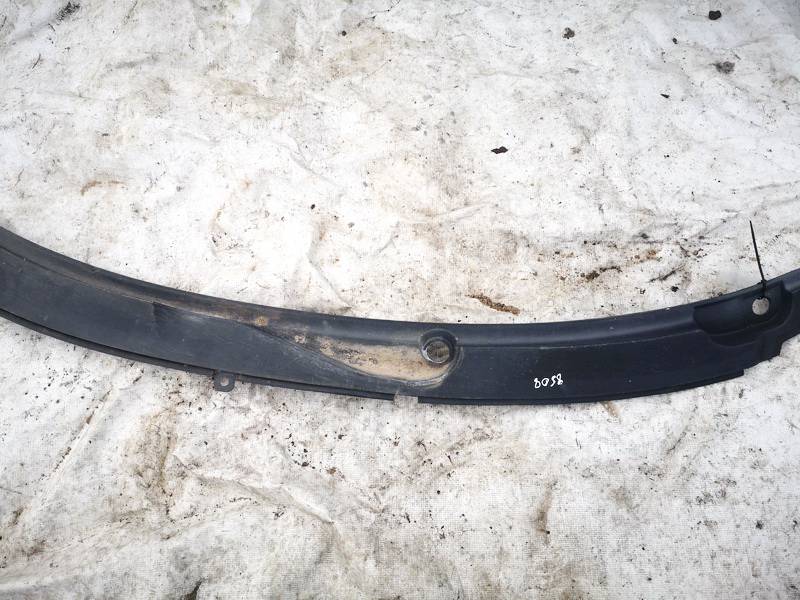4F1819403 Audi A6 2004 Wiper Muolding - FRONT