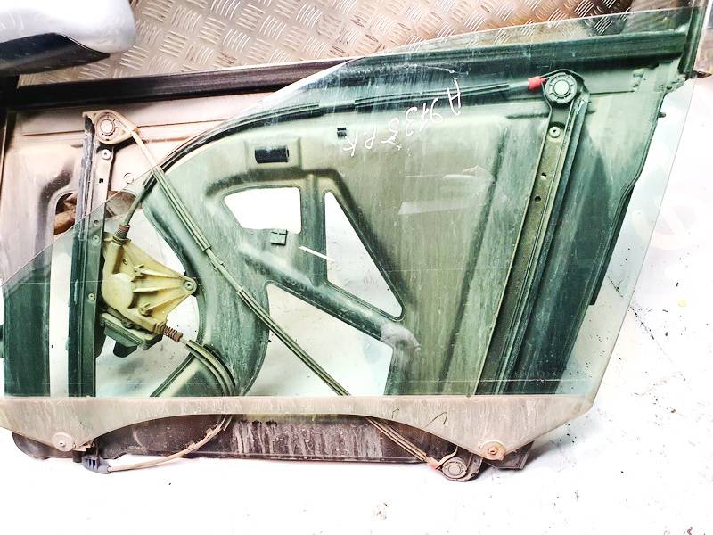 DOT448AS2M4 Audi A3 2002 Door-Drop Glass - FRONT LEFT