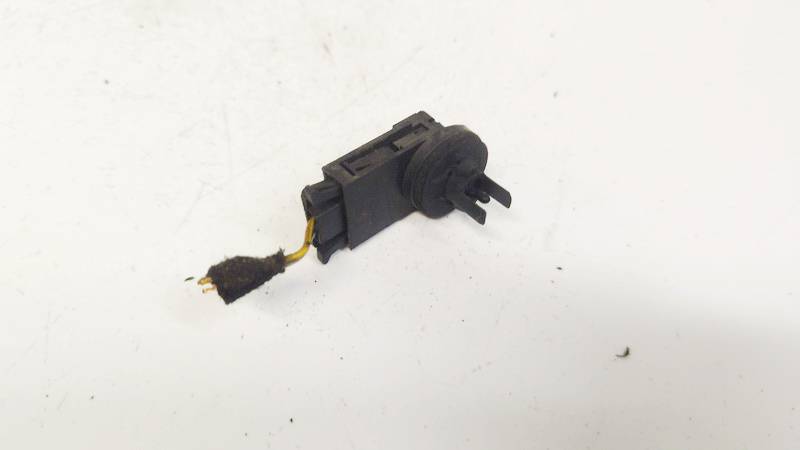 1H0907543A Audi A4 1997 Intake Air Temperature Sensor (Cabin Air Temperatur) - Thumbnail 3
