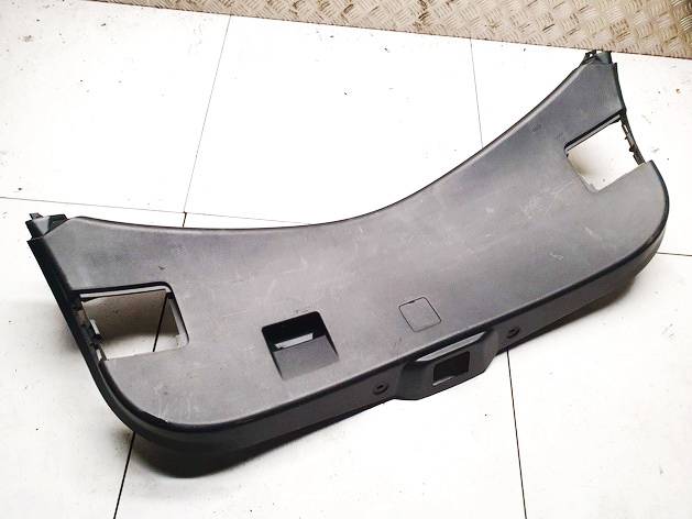 A046930 Mazda 3 2010 Auto Gepäckraumabdeckung