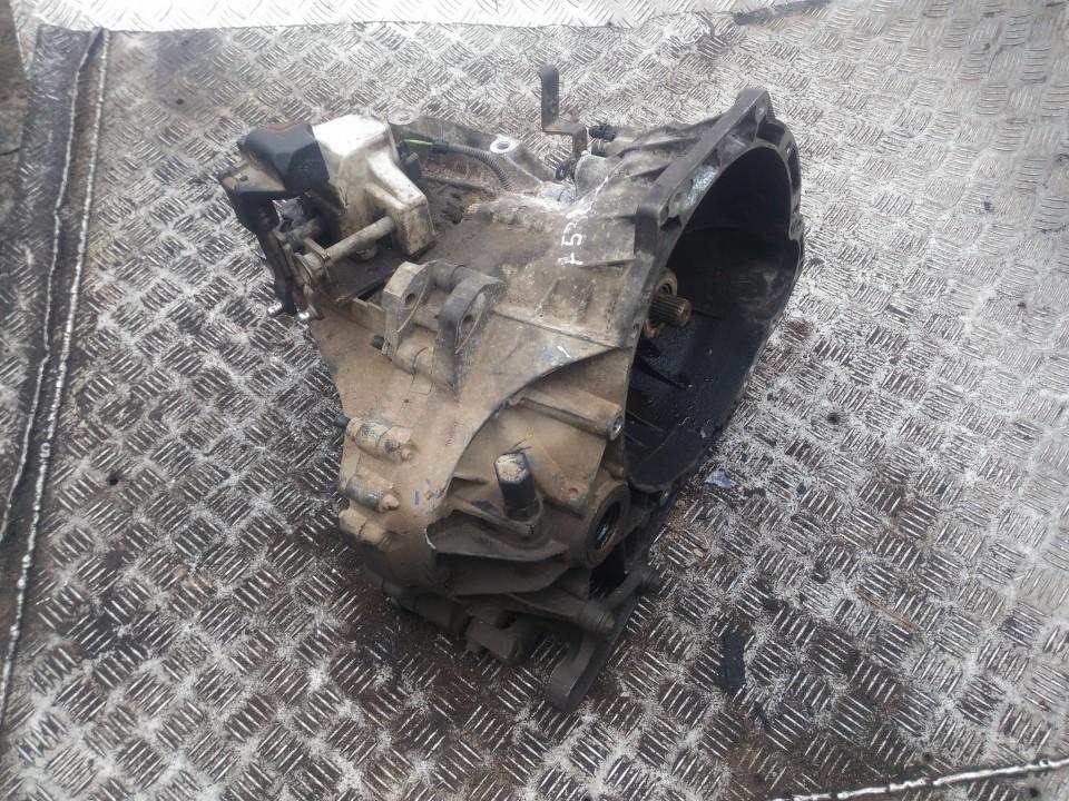 XS4R7F096CB Ford Focus 2001 Gearbox