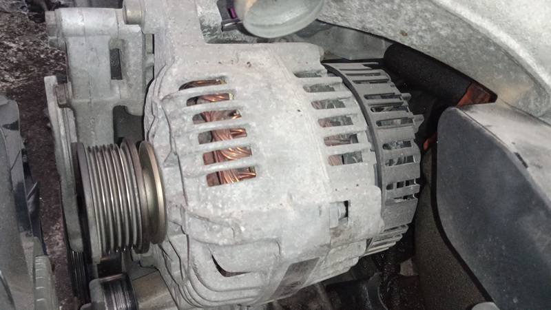 058903016E Volkswagen Passat 1998 Alternator