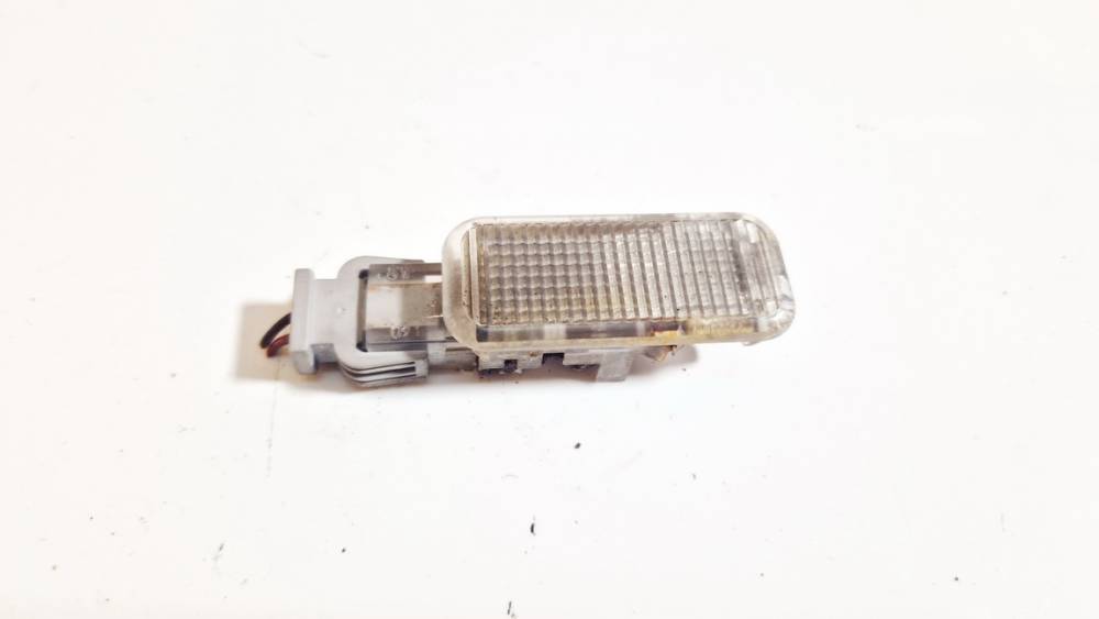 893971632 Audi A3 2001 Interior lighting