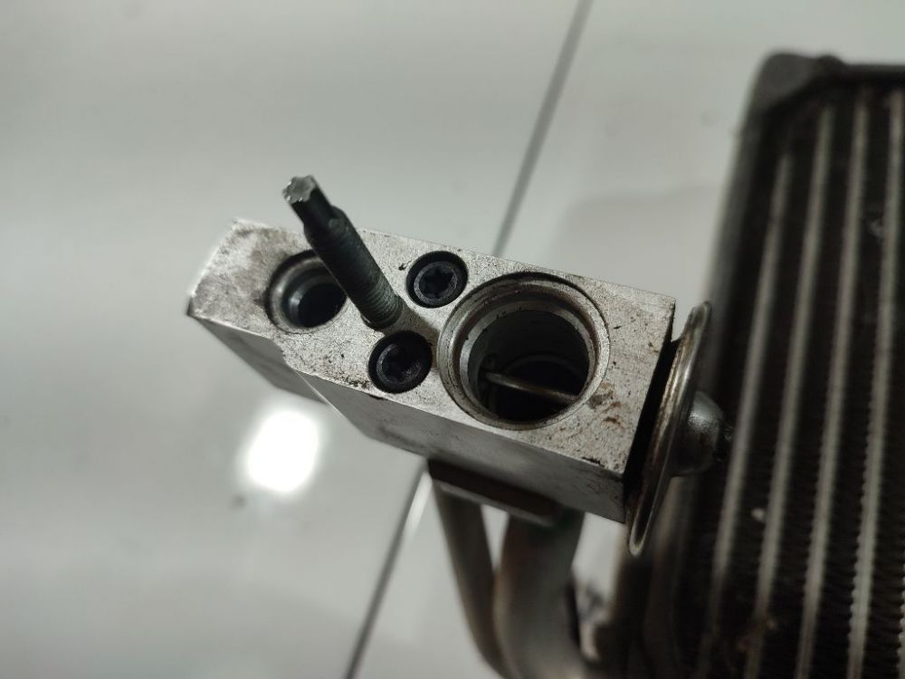 05061473AH Dodge Magnum 2009 Soupape de Décharge pour Vaporisateur Climatisation - Thumbnail 3