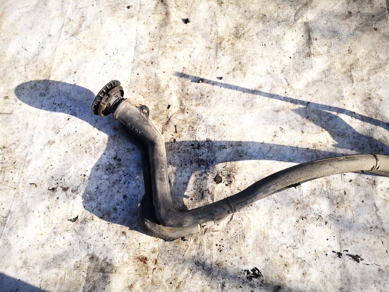 Opel Astra 2006 Króciec wlewu paliwa - Thumbnail 2