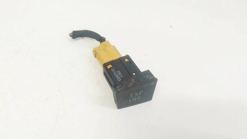3C0927117C Volkswagen Passat 2008 ESP Switch Button