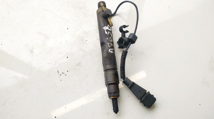 038130202B Audi A3 1999 Fuel Injector - Thumbnail 3