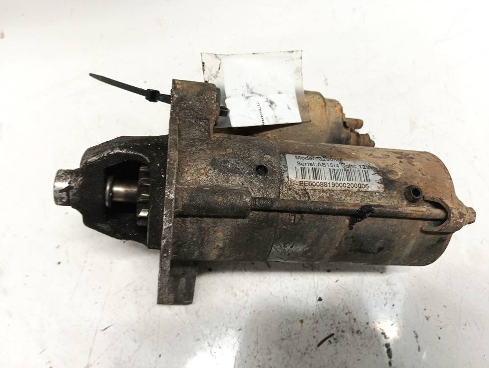 32508N Volvo V50 2005 Starteris