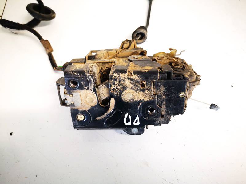 3B1837016A Volkswagen Golf 2000 Door Lock Mechanism - FRONT RIGHT