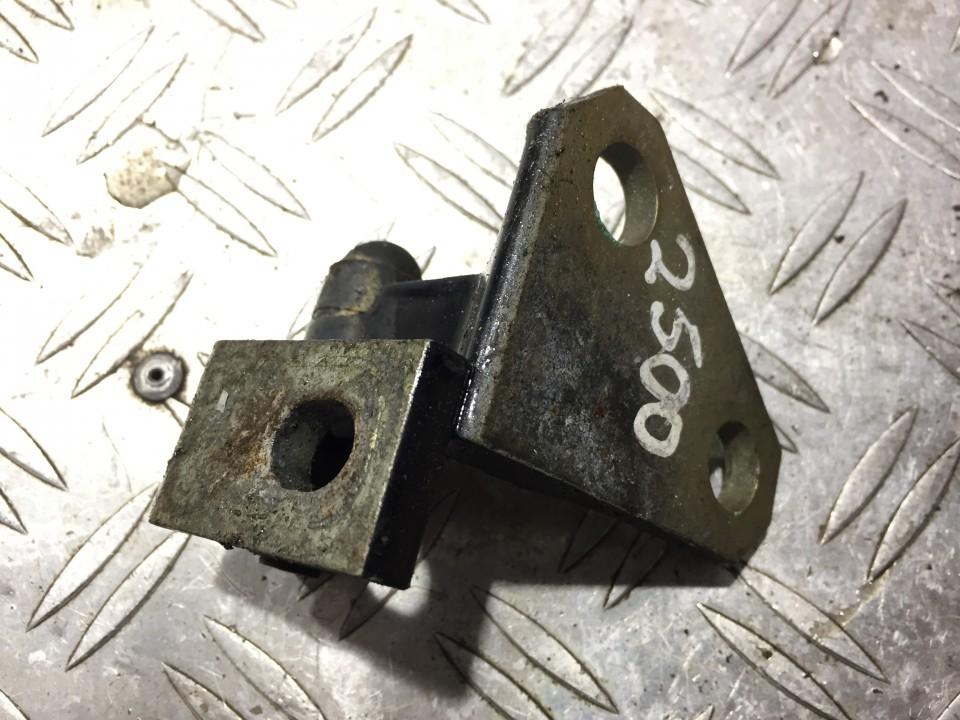 Volkswagen Passat 2006 Etuoven saranat - EDESSÄ