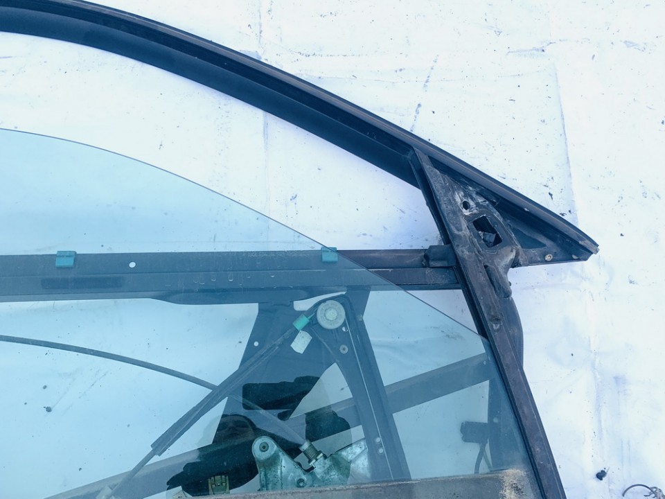 Audi A4 1998 Door window frame - FRONT RIGHT - Thumbnail 2