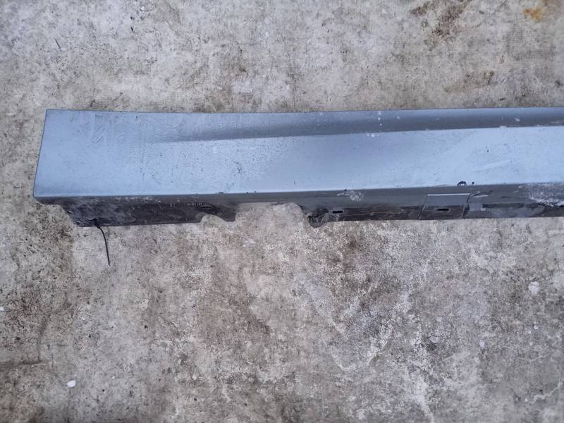 51777202652 BMW 3-Series 2006 pare-boue latéral droite