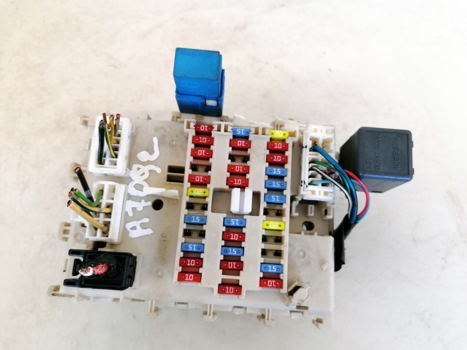 used used Fuse box Nissan Almera 2004 1.5L EIS01370060 Used Auto