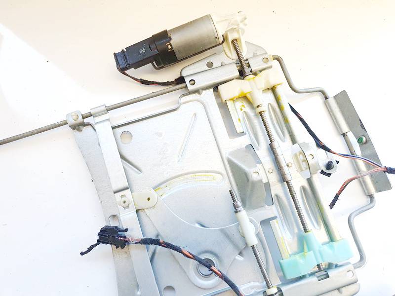 8337000B Audi A4 2005 Seat Motor Regulator - FRONT RIGHT - Thumbnail 2