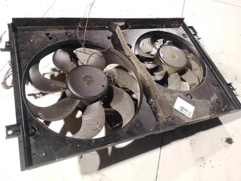 1J0121207M Volkswagen Golf 1999 Diffuser, Radiator Fan