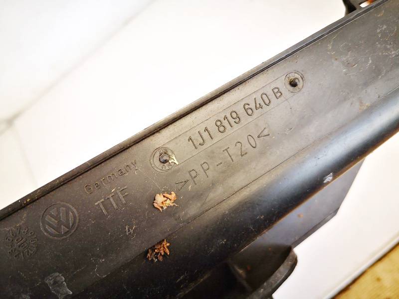 1J1819640B Audi A3 2000 Other holders - Thumbnail 3