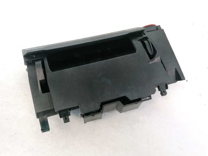 1T1857961 Volkswagen Touran 2007 Center Console Ashtray (Ash Tray) - Thumbnail 2