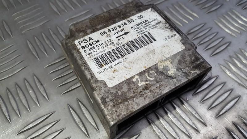 966359348000 Peugeot 207 2008 Airbag crash sensors module