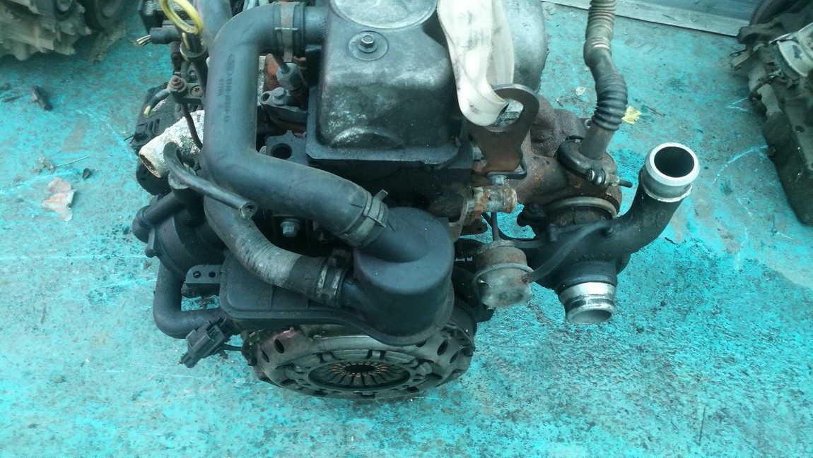 C9DA Ford Focus 2000 Engine - Thumbnail 2