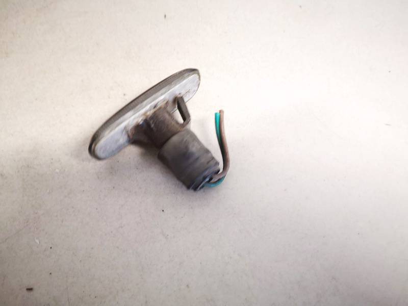 Toyota Yaris 2007 Kierunkowskaz na błotniku - PRZEDNIE PRAWE - Thumbnail 3