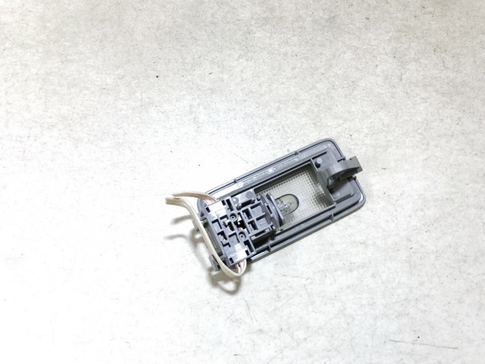 8134030100 Toyota RAV-4 2008 éclairage intérieur - Thumbnail 2