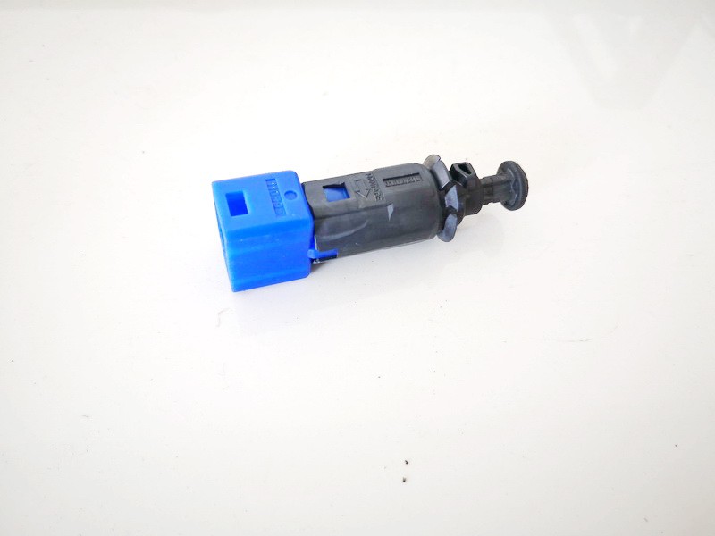 110895 Renault Laguna 2001 Stabdziu zibintu daviklis (rele-varlyte) - Thumbnail 3