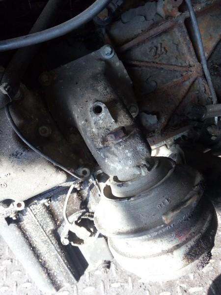 1112230904 Mercedes-Benz C-CLASS 1997 Engine Mount Bracket and Gearbox Mount Bracket