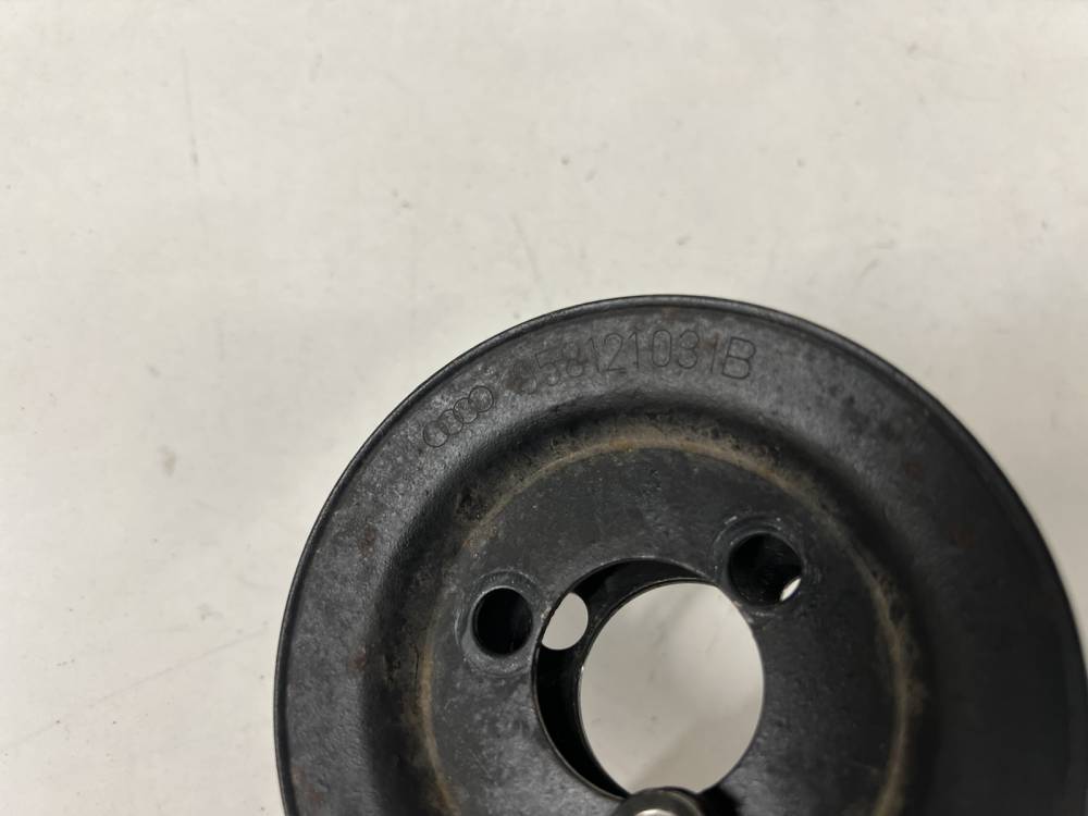 058121031B Audi A4 1995 Koło zębate pompy wodnej (koło pasowe) - Thumbnail 2