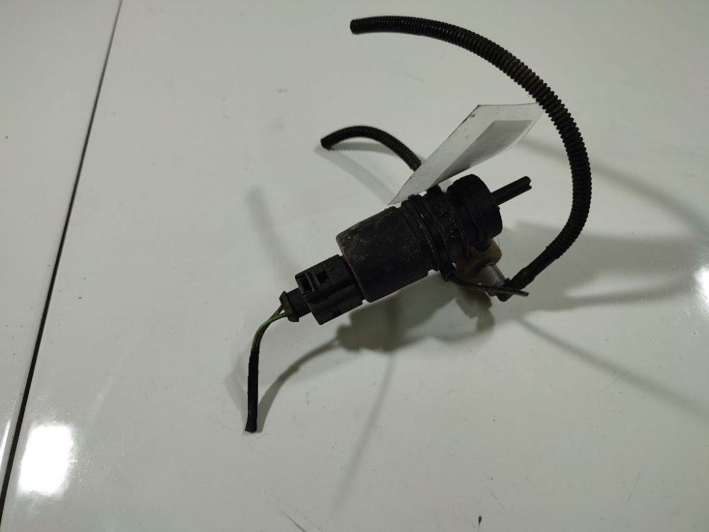 1T0955651A Seat Toledo 2005 Windshield Windscreen Washer Pump