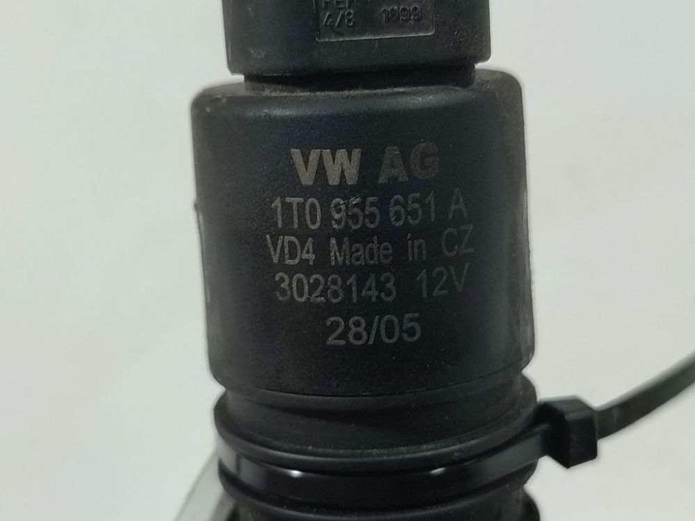 1T0955651A Seat Toledo 2005 Windshield Windscreen Washer Pump - Thumbnail 4