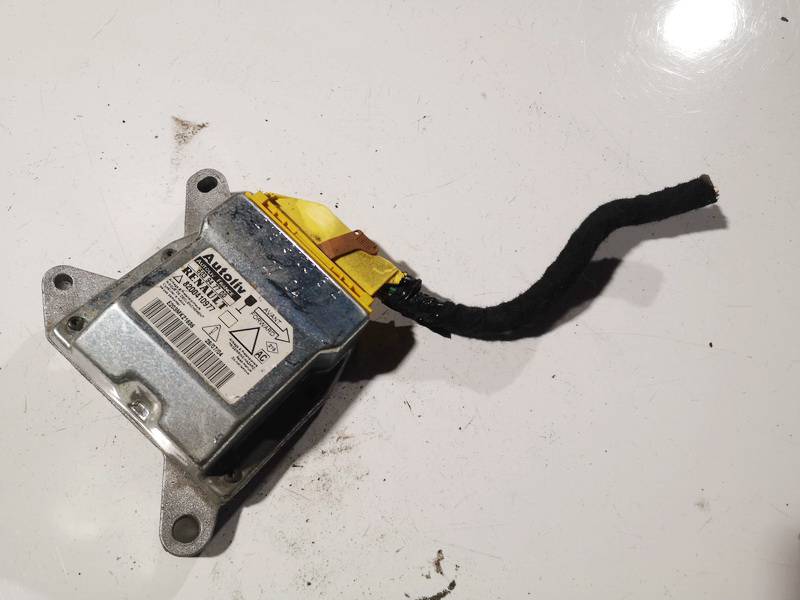 8200410977 Renault Laguna 2004 Airbag crash sensors module - Thumbnail 2