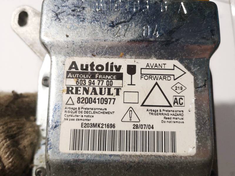 8200410977 Renault Laguna 2004 Airbag crash sensors module - Thumbnail 3
