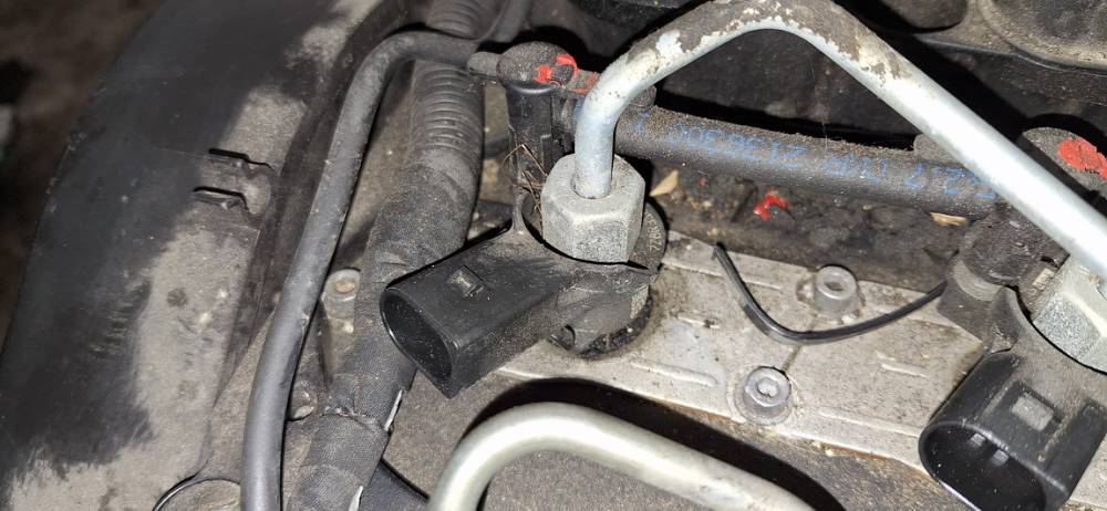 03L130277 Audi A5 2009 Einspritzventil