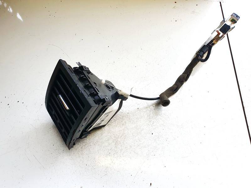 7L6819704 Volkswagen Touareg 2003 Wloty powietrza do kabiny