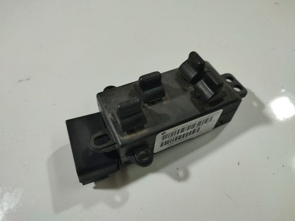 04685732AB Dodge Grand Caravan 2004 Power window control (Window Regulator-Window Switch)