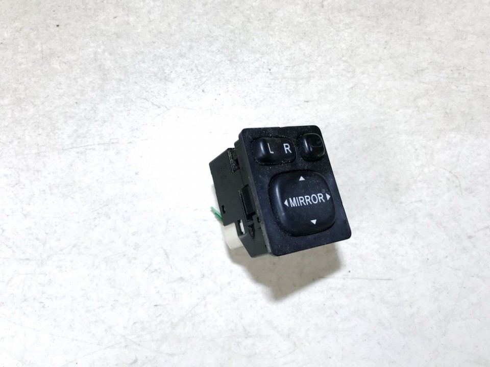 769747 Toyota RAV-4 2008 Sterowanie lusterkami zewnętrznymi