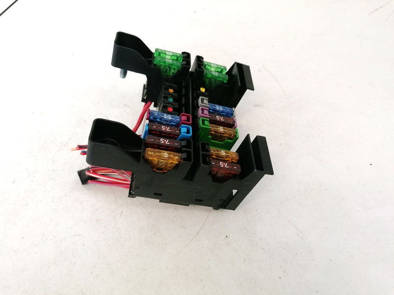 2115450301 Mercedes-Benz E-CLASS 2004 Fuse box