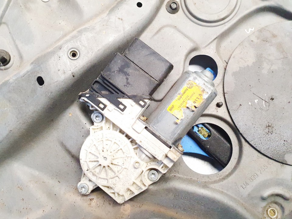 19500000 Volkswagen Golf 1999 Window Motor - REAR LEFT