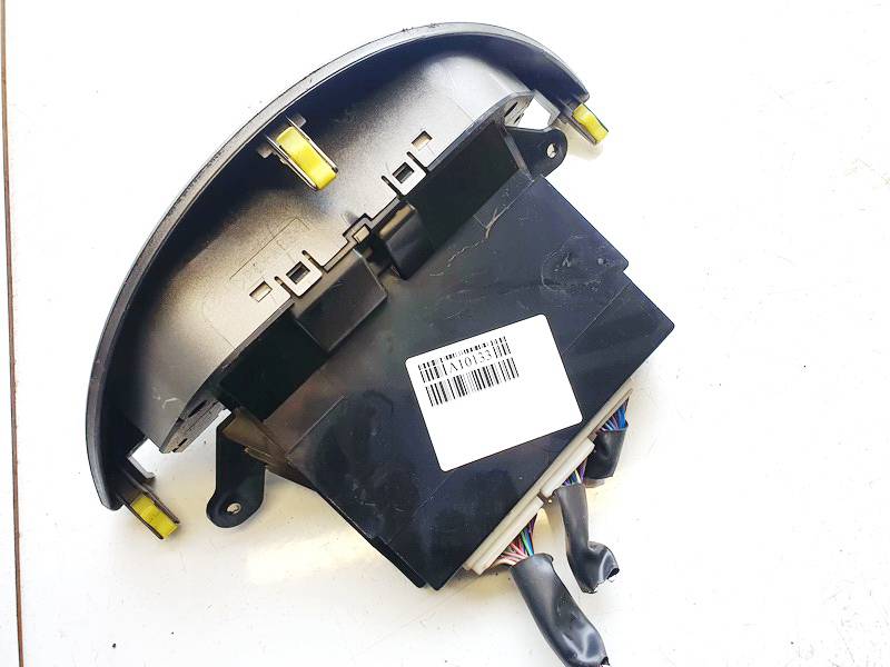 559002J132 Toyota Previa 2006 Climate Control Panel (heater control switches) - Thumbnail 3