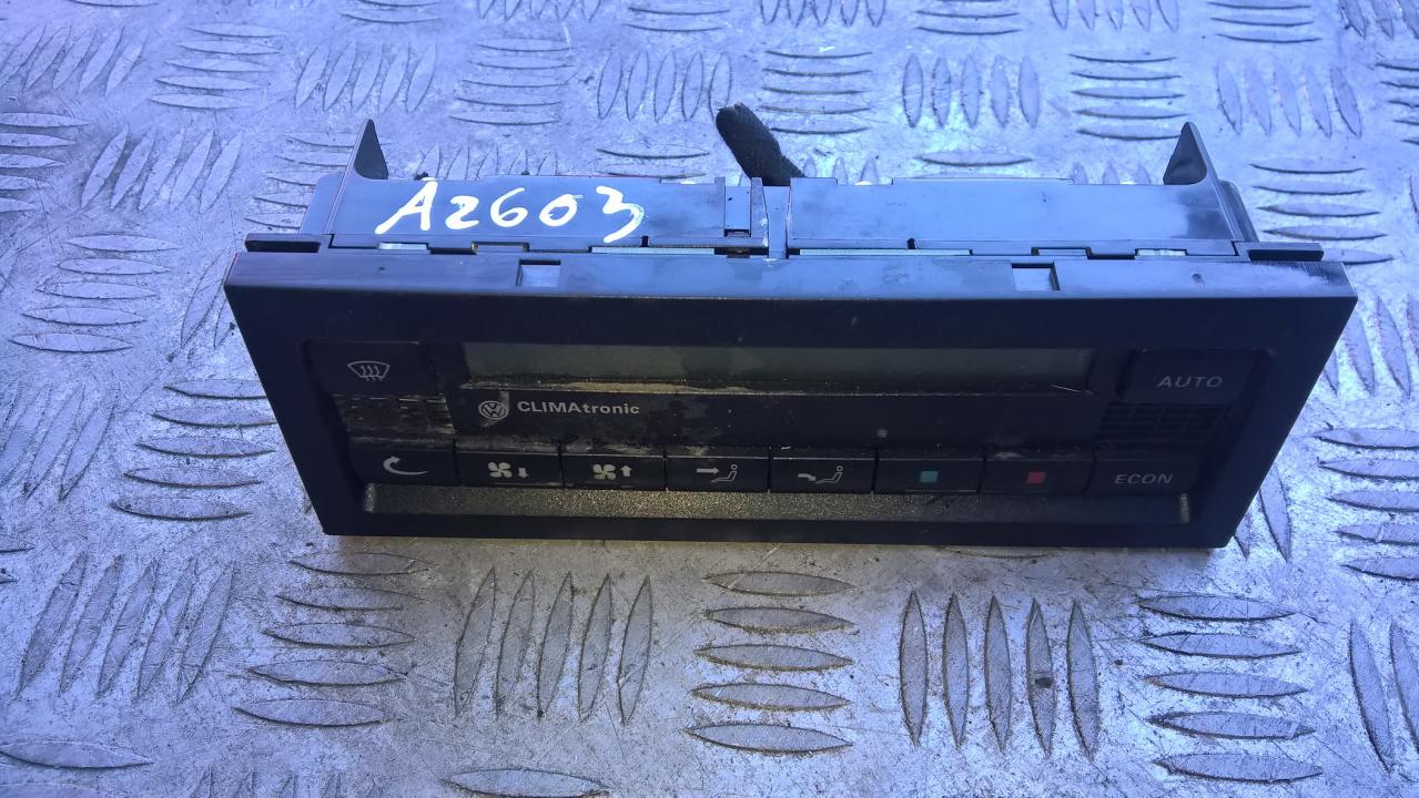 Climate Control Panel (heater control switches) Volkswagen Passat 2004