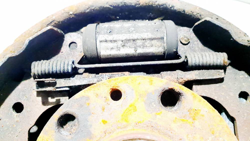 Fiat Doblo 2010 Mechanizm hamulca ręcznego