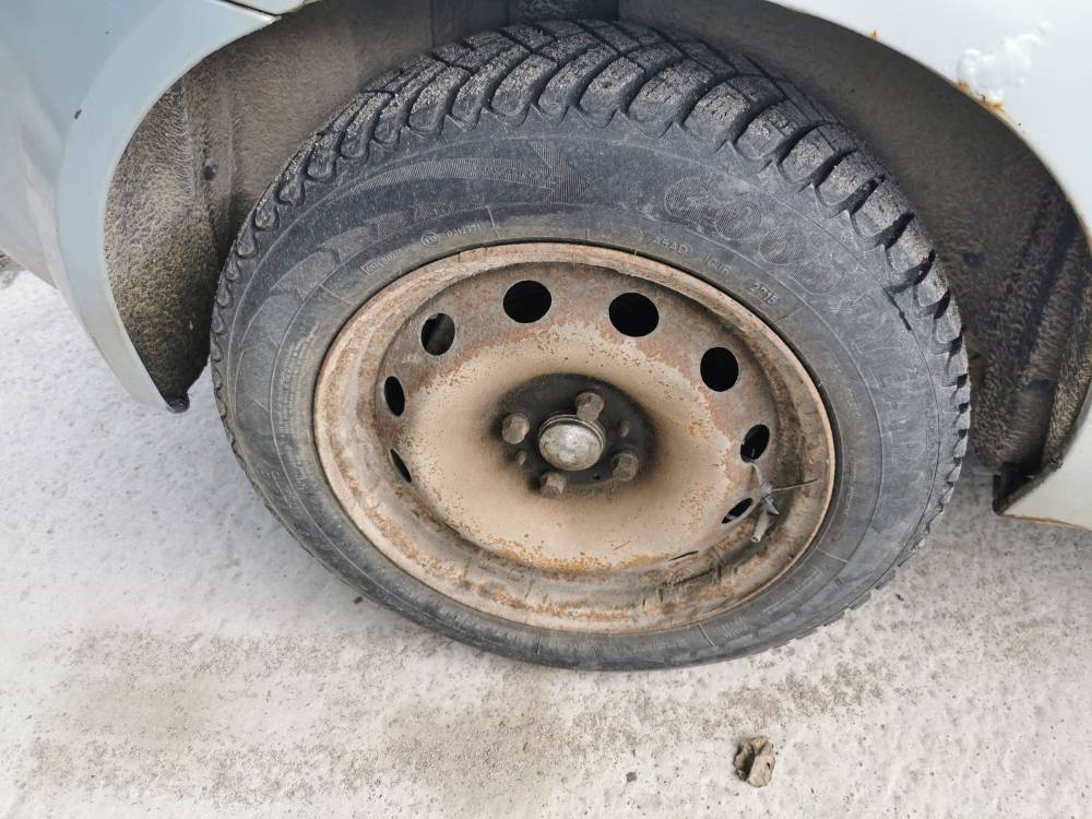 4X98 Fiat Stilo 2003 Komplet stalowych felg R15