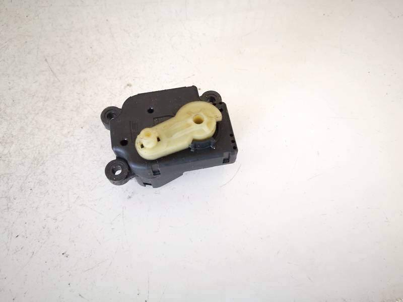 09180204 Opel Signum 2003 Lämmittimen läppämotor - Thumbnail 3