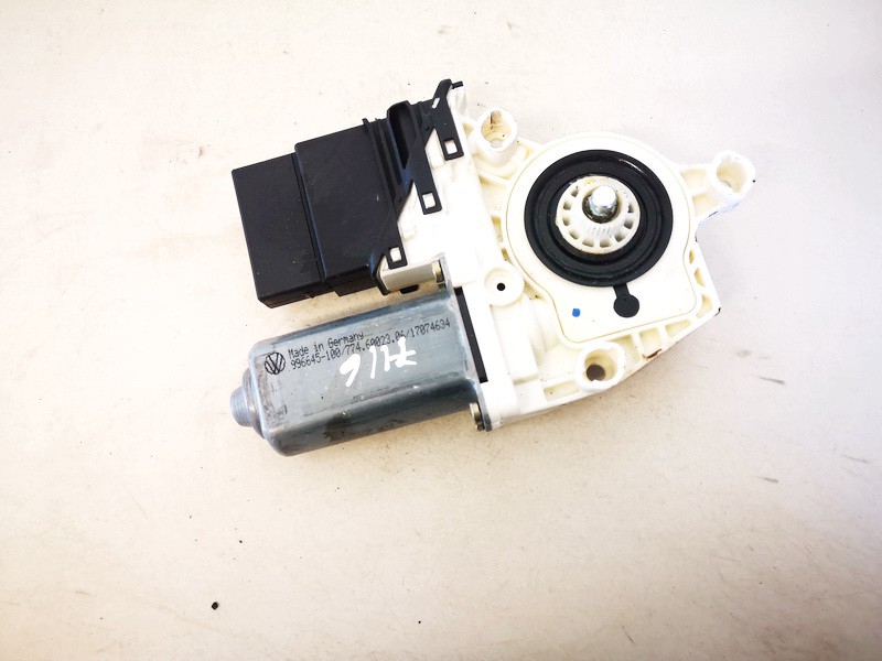 1K0959703B Volkswagen Touran 2004 Duru lango pakelejo varikliukas G.K.