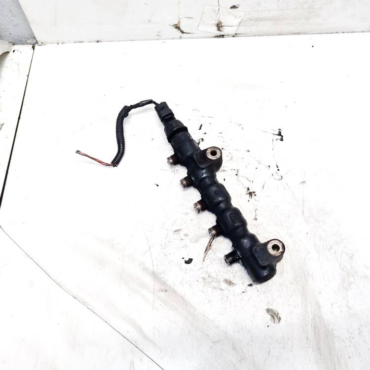 9654592680 Citroen C4 2007 Fuel injector rail (injectors)(Fuel distributor) - Thumbnail 3