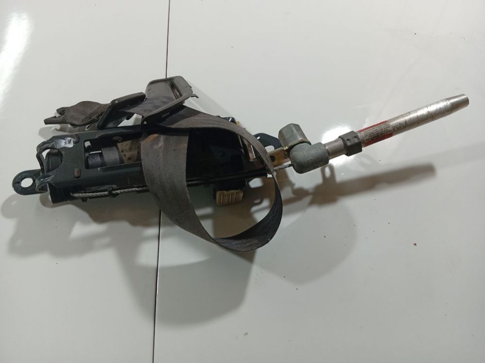 570523000H Volvo V70 1998 Seat belt - FRONT RIGHT