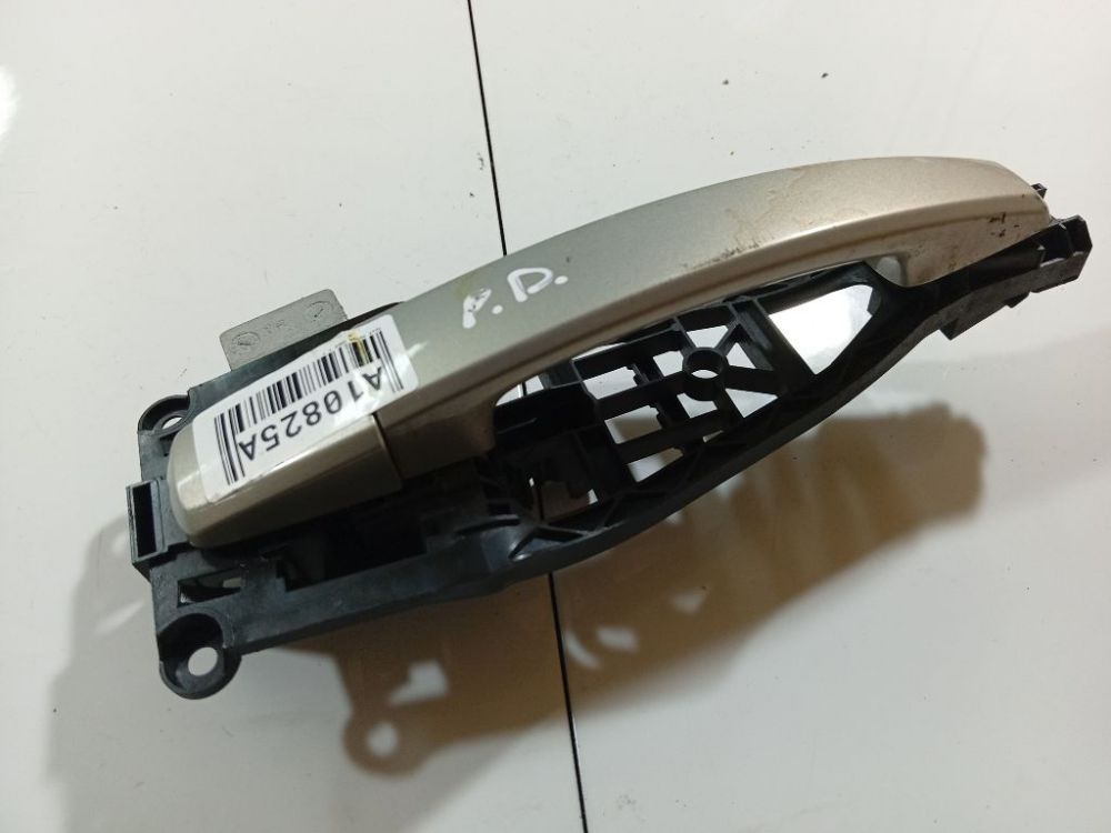 Opel Astra 2005 Etuoven ulkokahva - EDESSÄ OIKEALLA