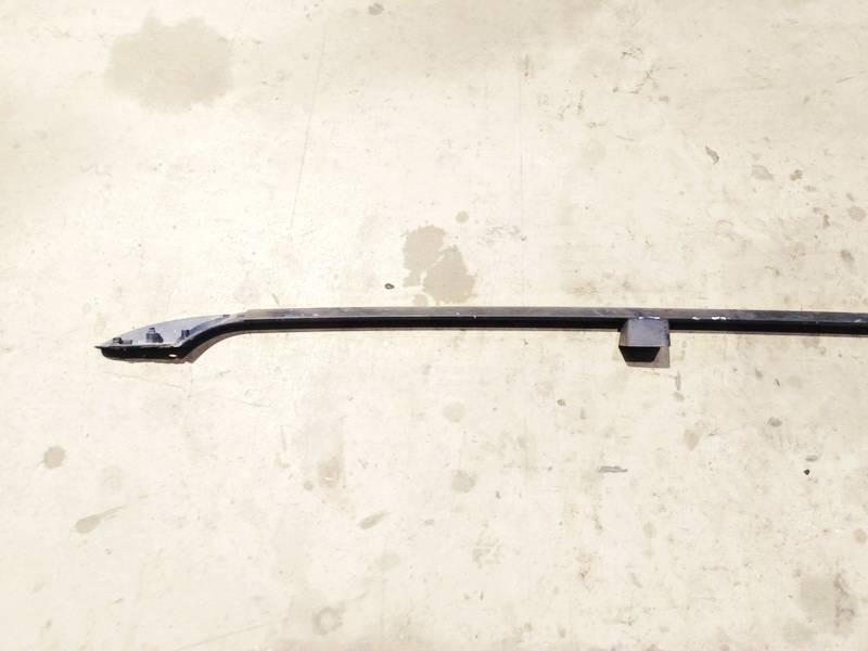 Volkswagen Passat 2001 Roof rail - right side - Thumbnail 2