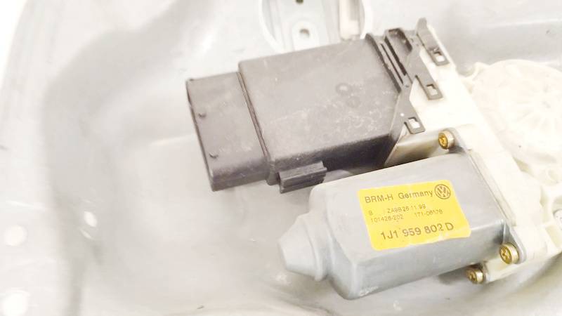 1J1959802D Volkswagen Bora 1999 Window Motor - FRONT RIGHT - Thumbnail 3