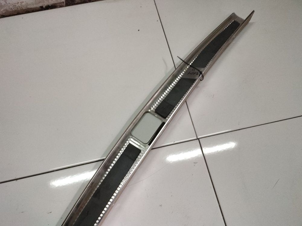 Audi A6 2003 Metal Boot Lip Cover - Thumbnail 4